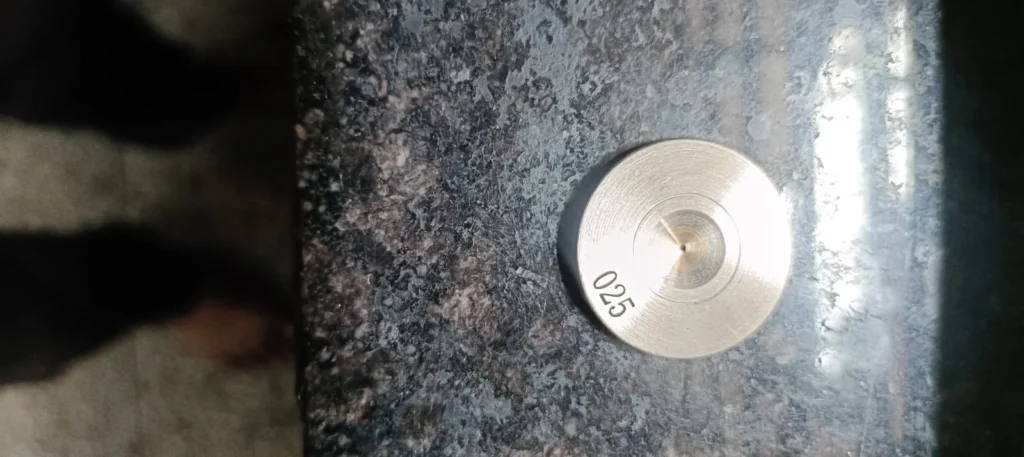small diameter PCD dies